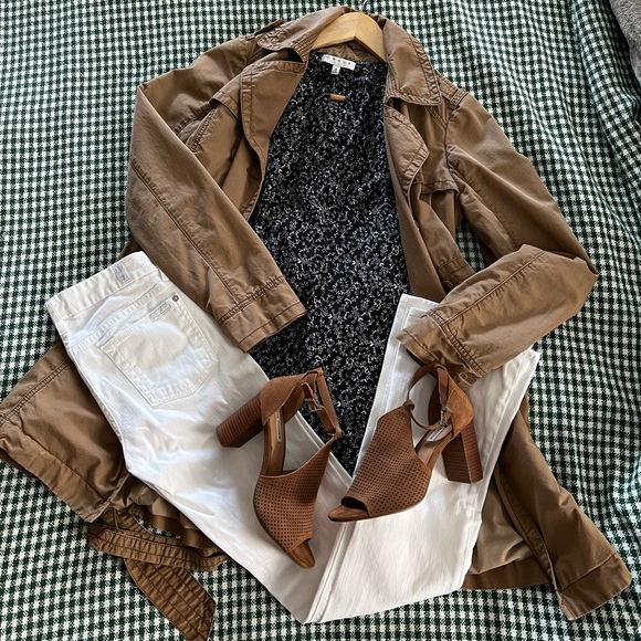 Suede Steve Madden Stack Heel with Peep Toe - Picture 13 of 16